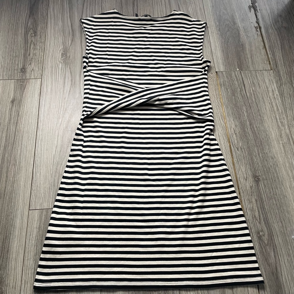 Theory Twist Front‎ Tee Dress, Size S